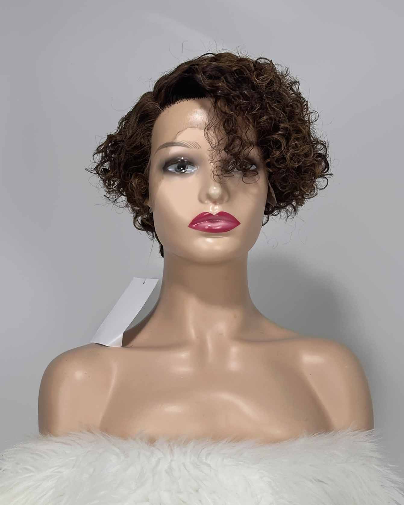 PERRUQUE PIXIE CUT